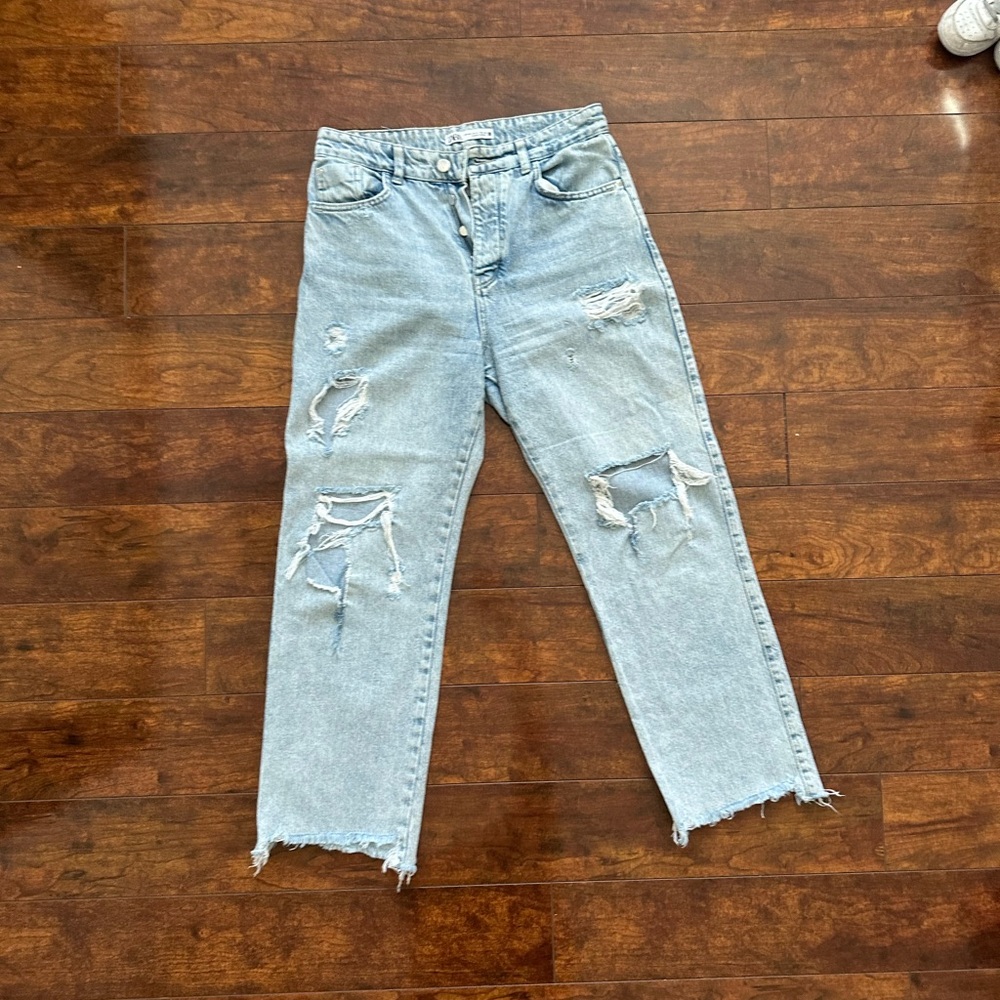 Zara ripped boyfriend jeans